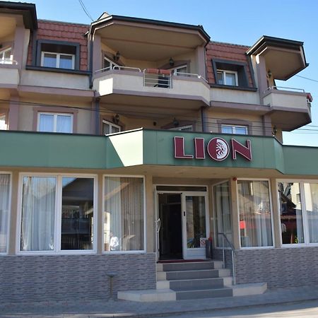 Garni Hotel Lion ยาโกดินา ภายนอก รูปภาพ