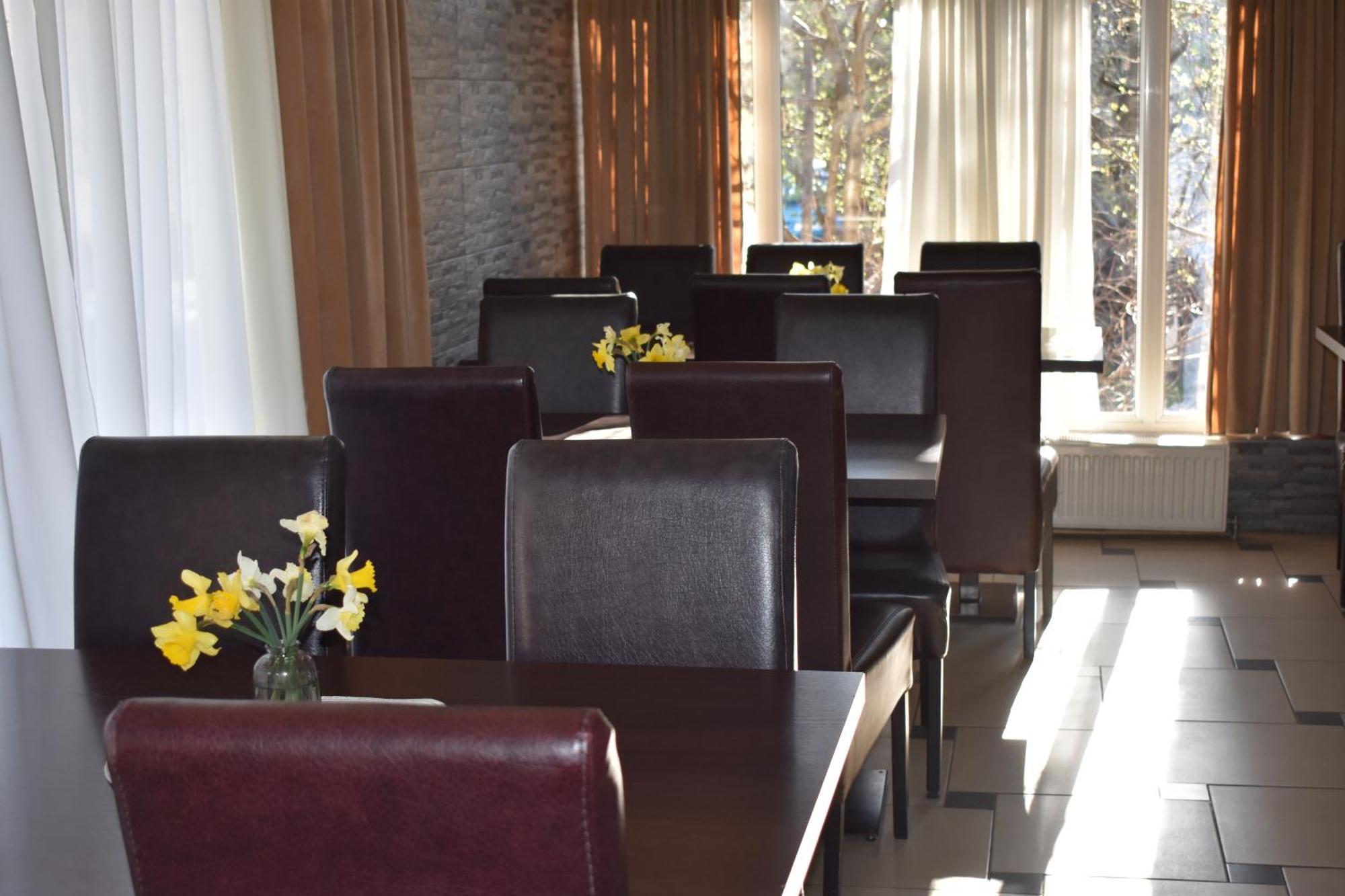 Garni Hotel Lion ยาโกดินา ภายนอก รูปภาพ