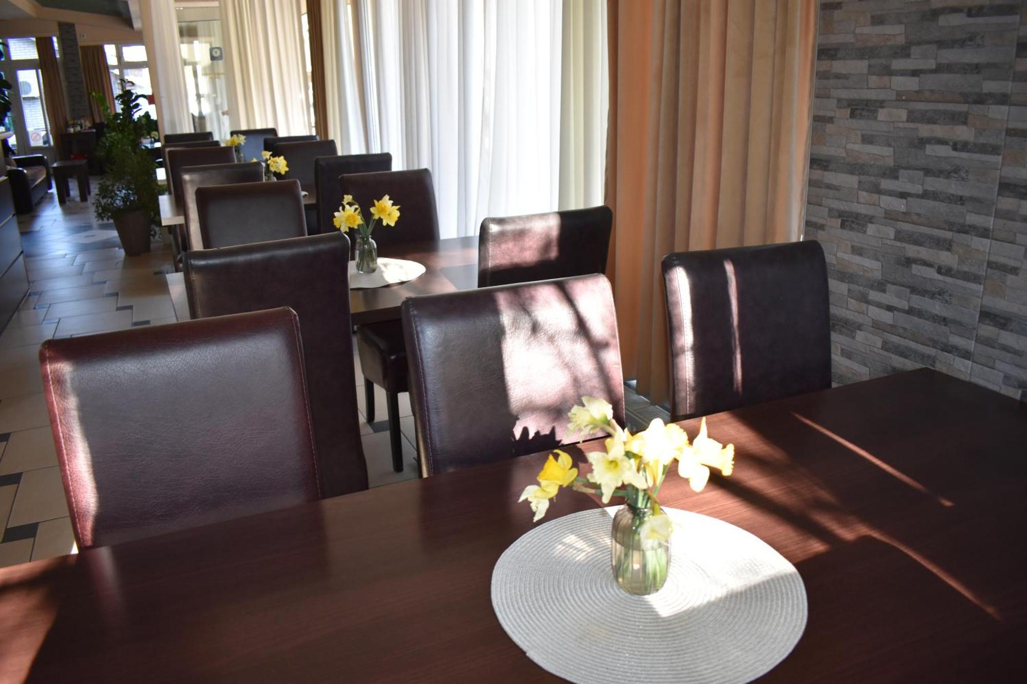 Garni Hotel Lion ยาโกดินา ภายนอก รูปภาพ