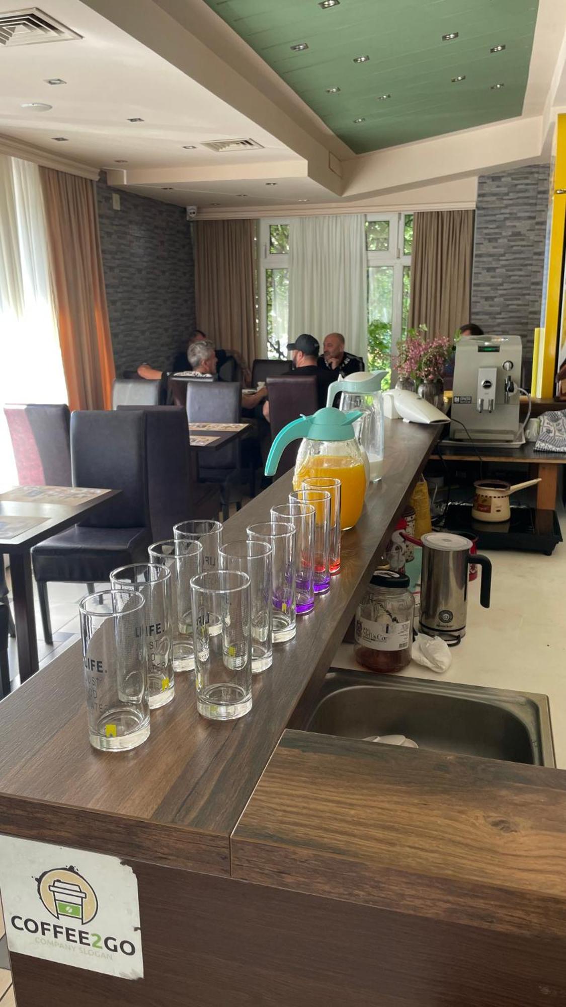 Garni Hotel Lion ยาโกดินา ภายนอก รูปภาพ